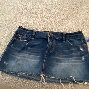 Y2KHollister Denim Mini Skirt Distressed Frayed Hem Blue Size 5 Juniors